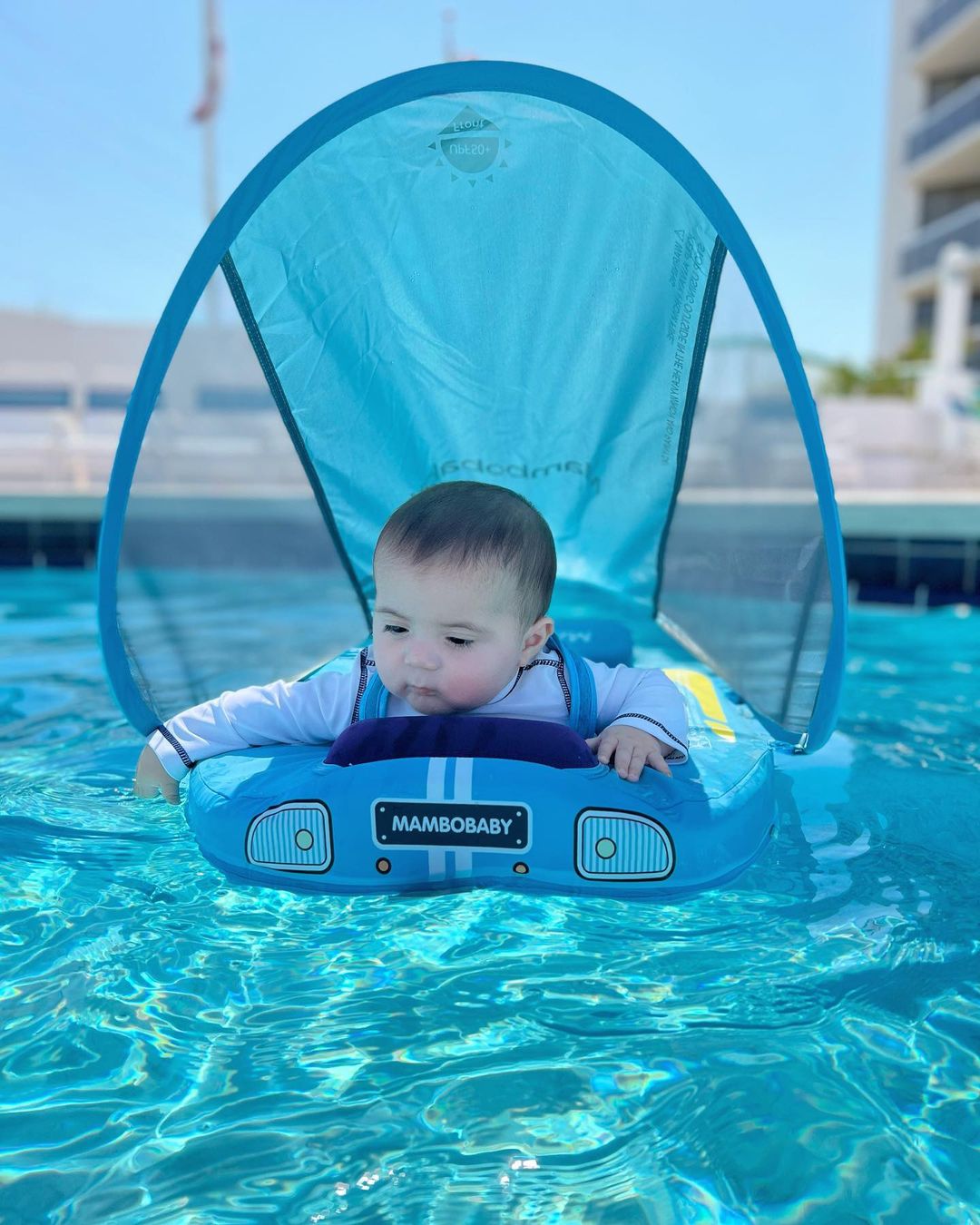 choosing-eco-friendly-swimming-products-for-your-baby-why-and-how